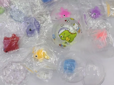 5cm Gacha stress-relieving little goldfish mix or pinch toys, cute stress-relieving little toy gacha surprises 5cm Gacha stress-relieving little goldfish mix or pinch toys, cute stress-relieving little toy gacha surprises